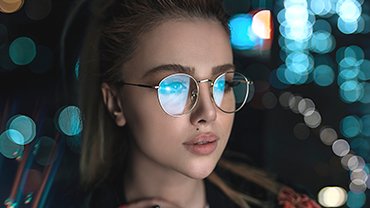 Neon Gadgets Unboxing Featuring Jenna Da Huntress